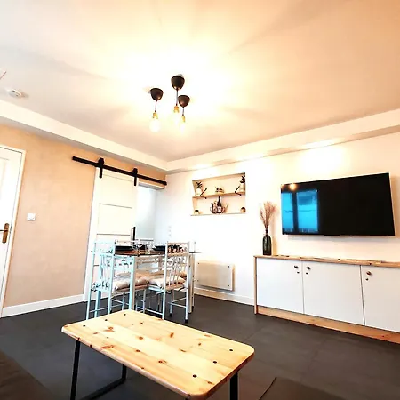 Maison Des Palmiers - Bord De Et Campagne Ferienhaus *